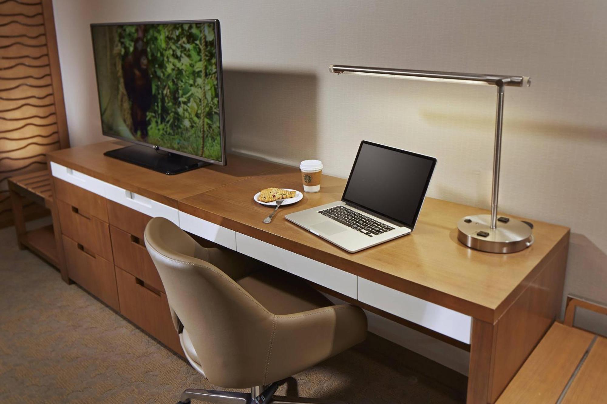 Courtyard By Marriott Silicon Valley Hotel