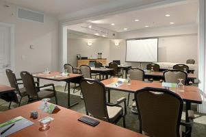 Courtyard By Marriott Silicon Valley Hotel